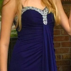 GORGEOUS midnight blue prom dress size 5/6